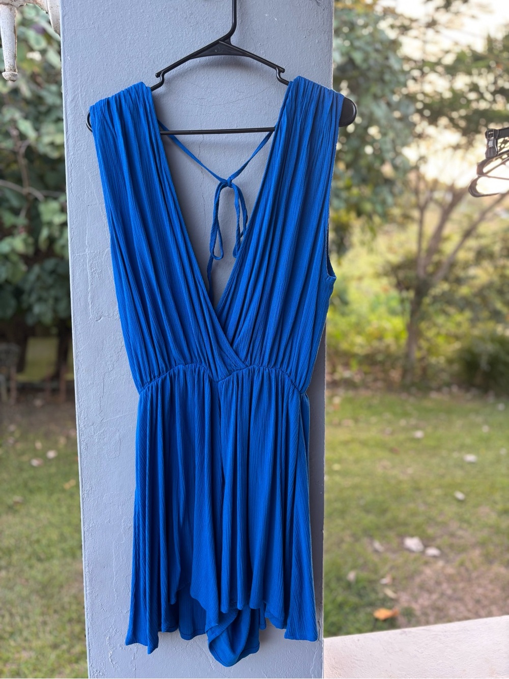 Blue V-Neck Sleeveless Women's Romper Size XL